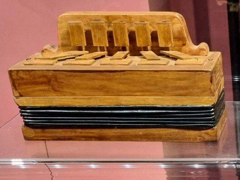 Techniczna historia akordeonu
